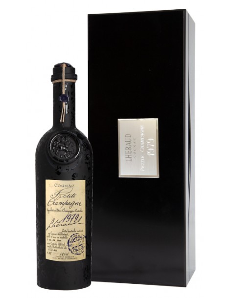 Коньяк Lheraud Cognac 1979 0.7 л